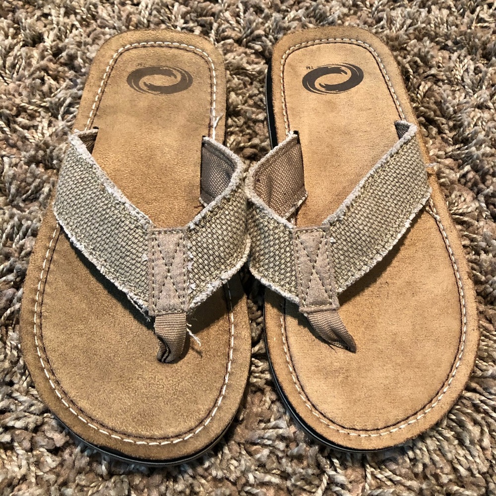 Men’s flip flops